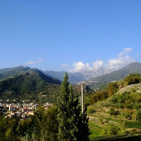 Pietrasanta Guest house